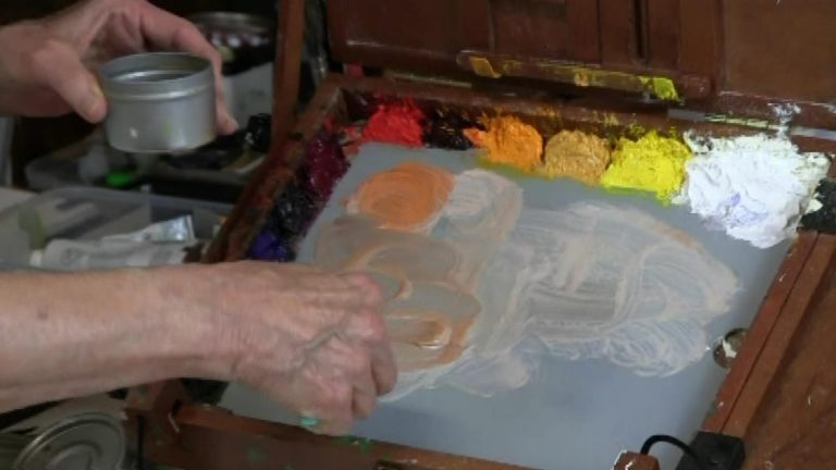 How To Clean Oil Paint Palette