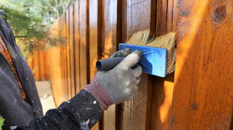 How Much Does It Cost To Paint A Fence