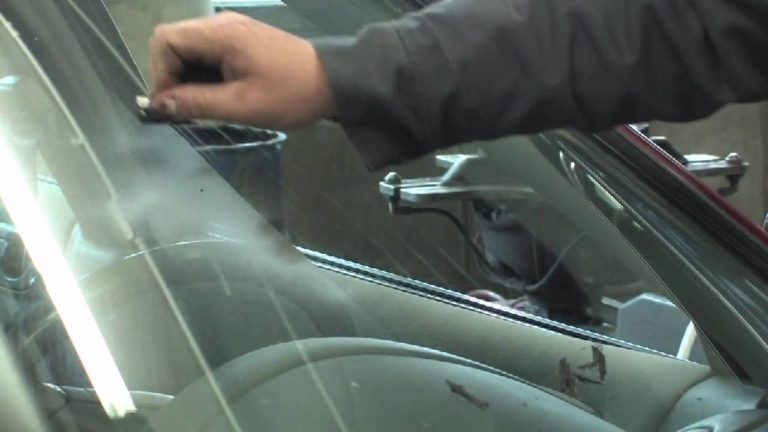 How To Remove Paint From Windshield