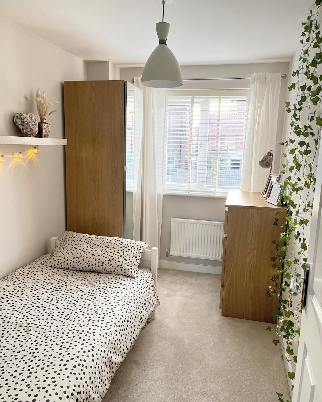 25 Small Bedroom Ideas to Maximize Space Without Sacrificing Style