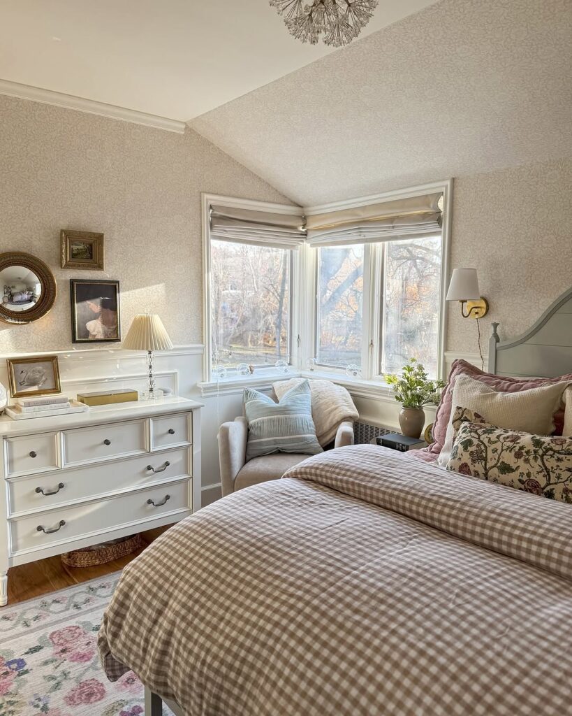 25 Small Bedroom Ideas to Maximize Space Without Sacrificing Style