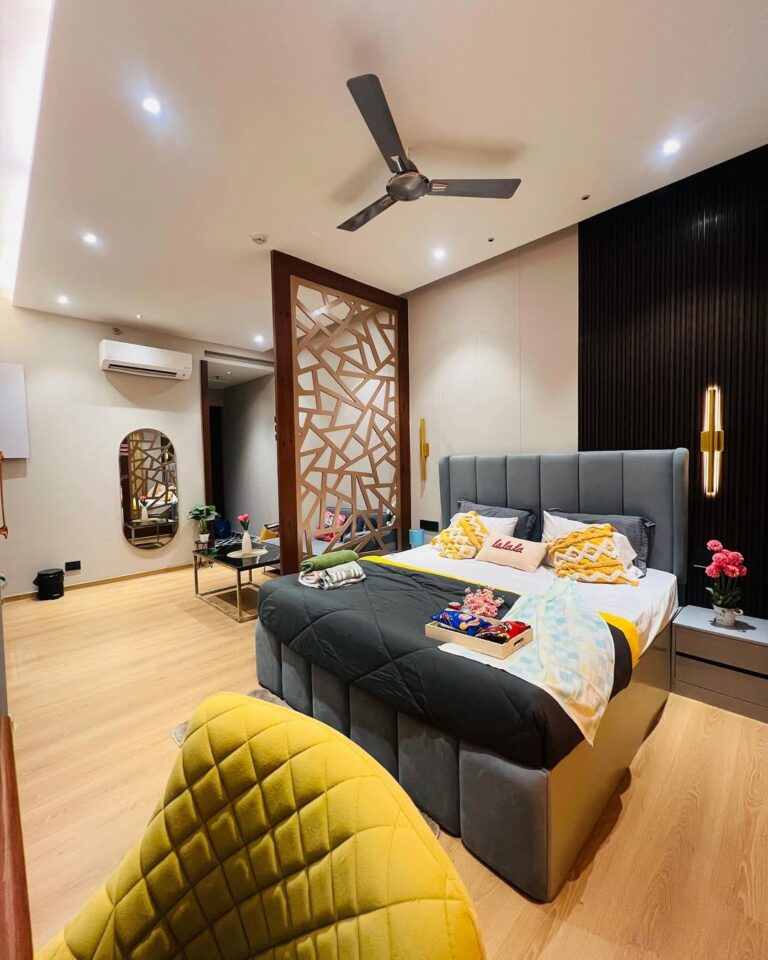 Picture of 15 Minimalist Studio Apartment Ideas That Maximize Style and Space