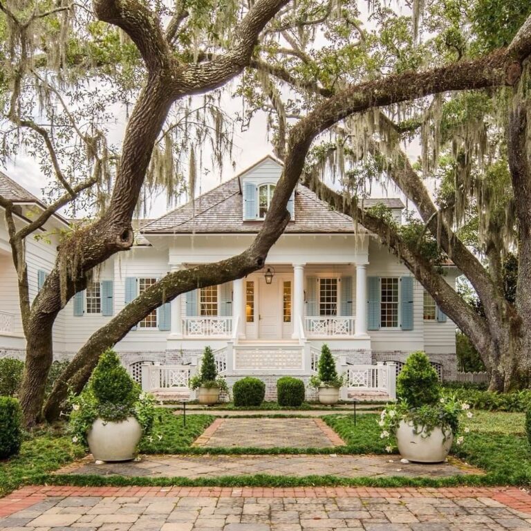 Small Front Porch Ideas to Boost Curb Appeal