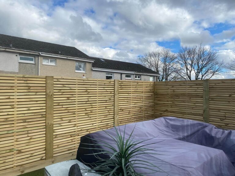 21 Contemporary Fence Ideas That Instantly Elevate Privacy, Security, and Curb Appeal