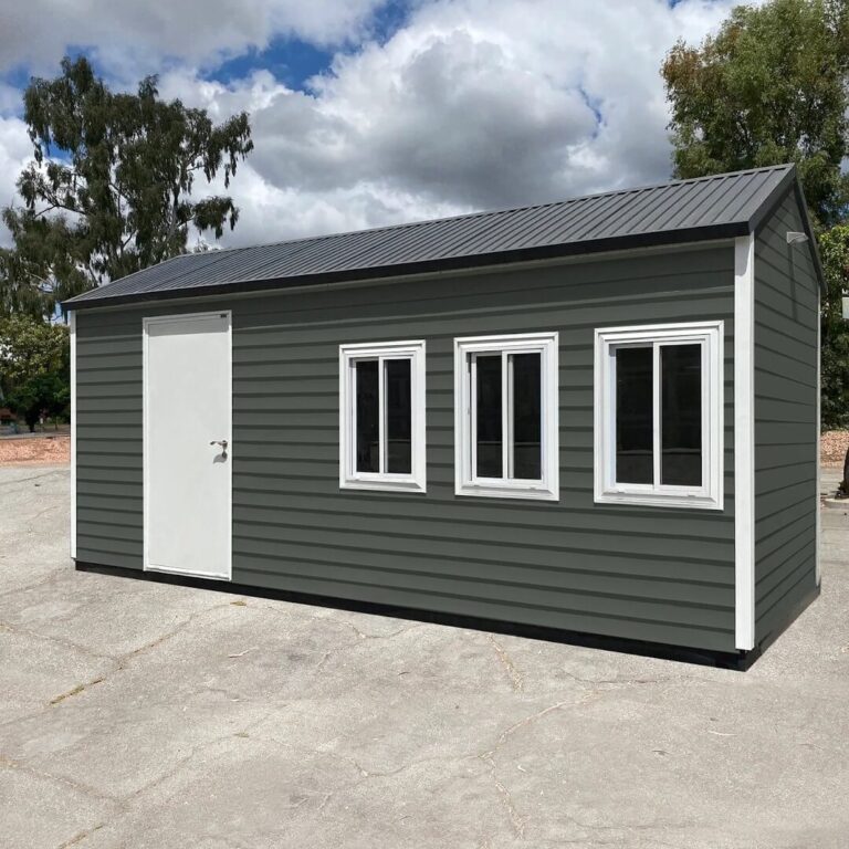 27 Small Cabin Exterior Ideas for Big Charm on a Small Footprint